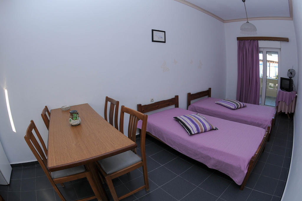 Efstathia Hotel Xirokambos  Habitación foto