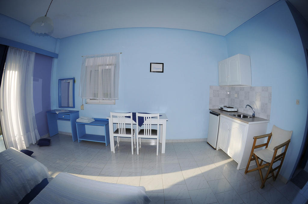 Efstathia Hotel Xirokambos  Habitación foto